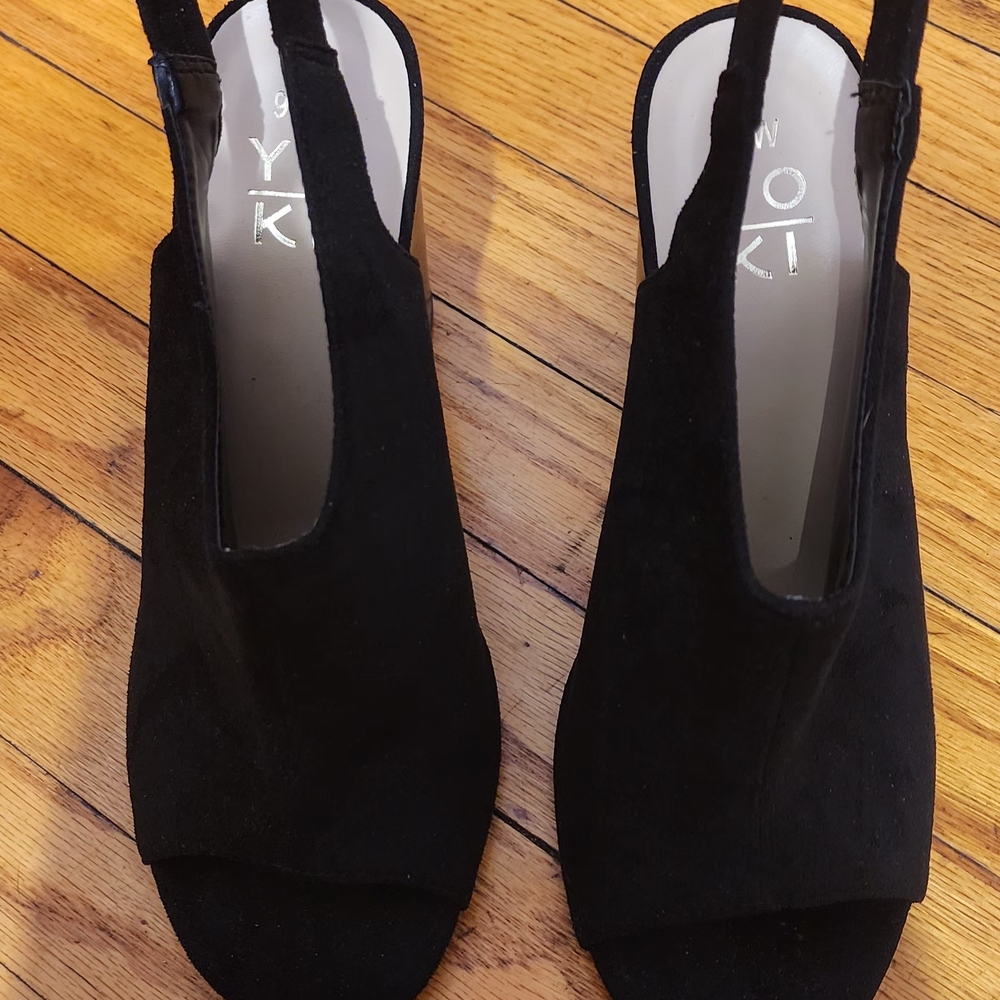 #3058 Yoki Black Open-Toe Slingback Mules